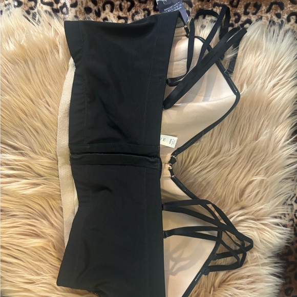 CACIQUE BLACK LACE BRA. - Picture 5 of 5